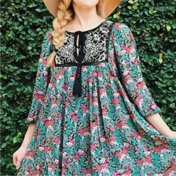 Anthropologie Floreat Ottava Peasant Tunic Mini Dress Boho Dark Floral Size XS - Picture 2 of 14
